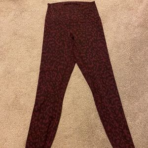Size 6 lululemon 25” align leggings
